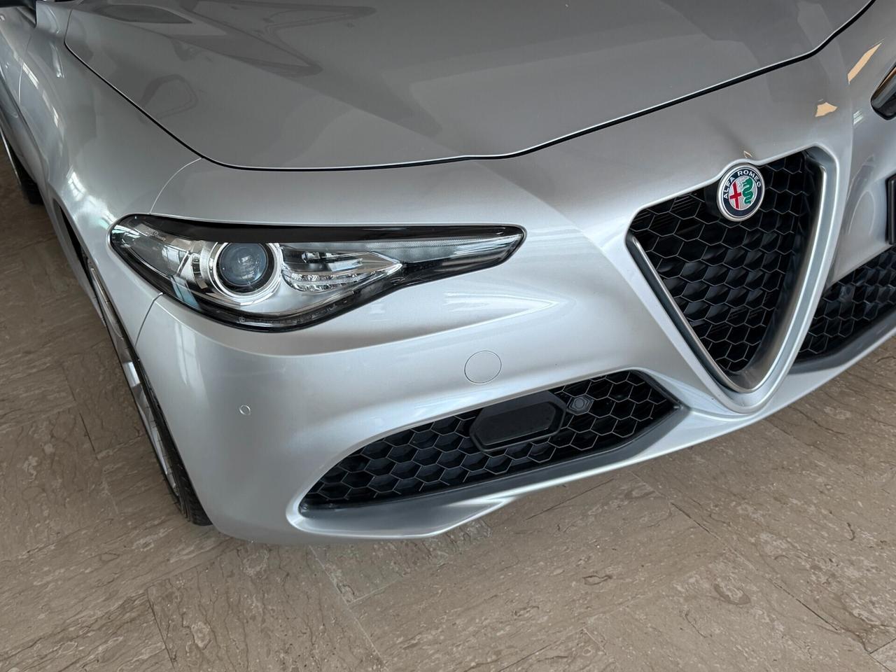 Alfa Romeo Giulia 2.2 TURBODIESEL 160 cv. AT8 EXECUTIVE (Nav)