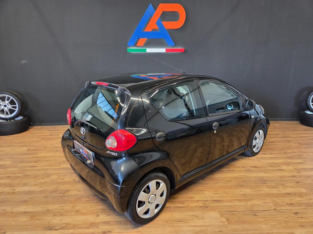 Toyota Aygo 5 Porte Aygo 5p 1.0 Sol