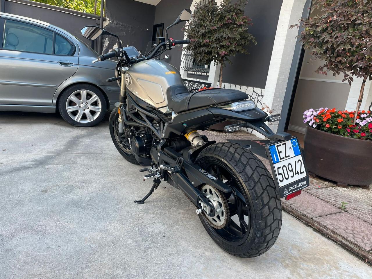 Benelli Leoncino 800 PARI AL NUOVO