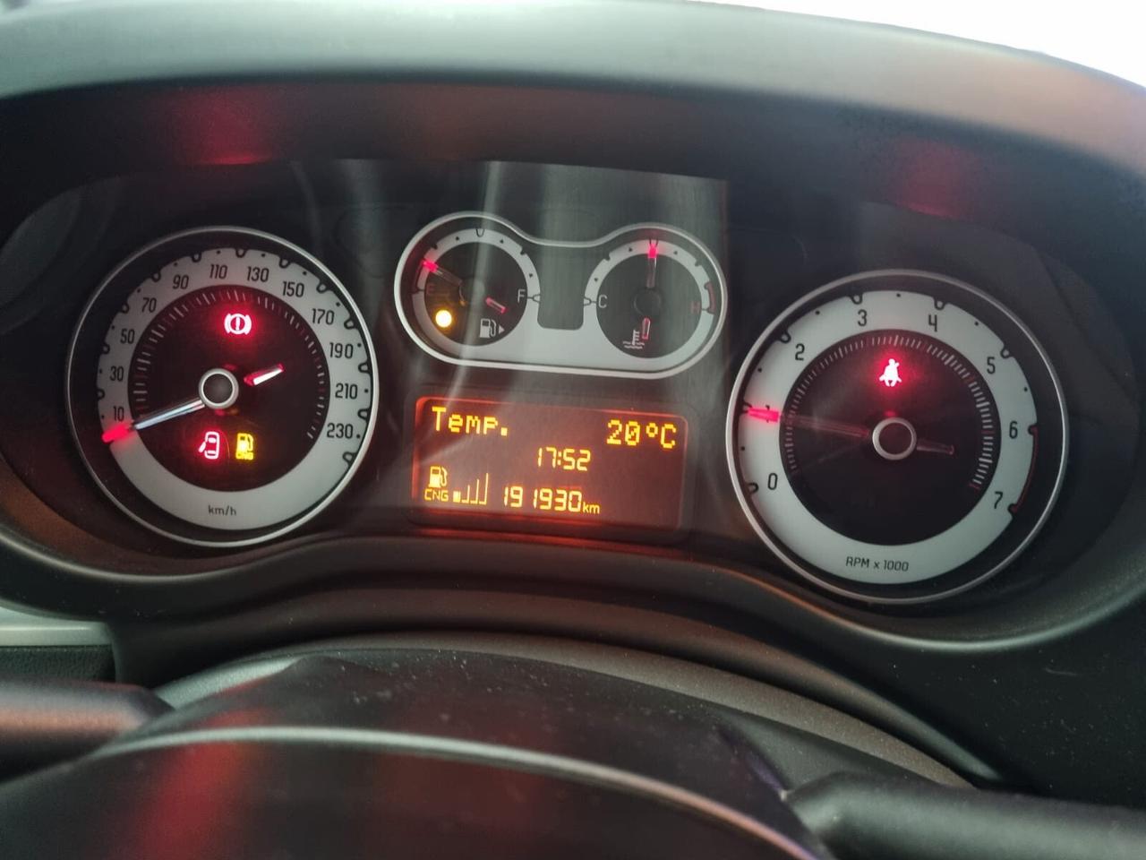 Fiat 500L Living 0.9 TwinAir Turbo Natural Power Pop Star