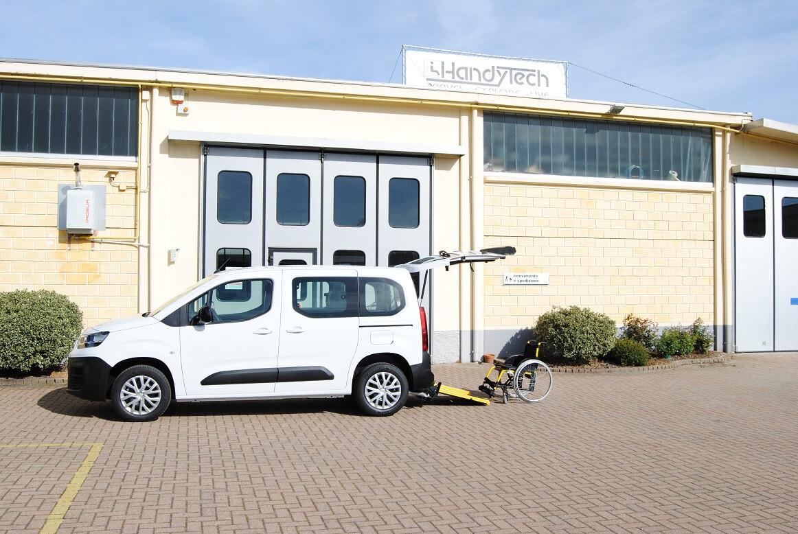 Fiat Doblo TRASPORTO DISABILI RIBASSATO PRONTA CONSEGNA
