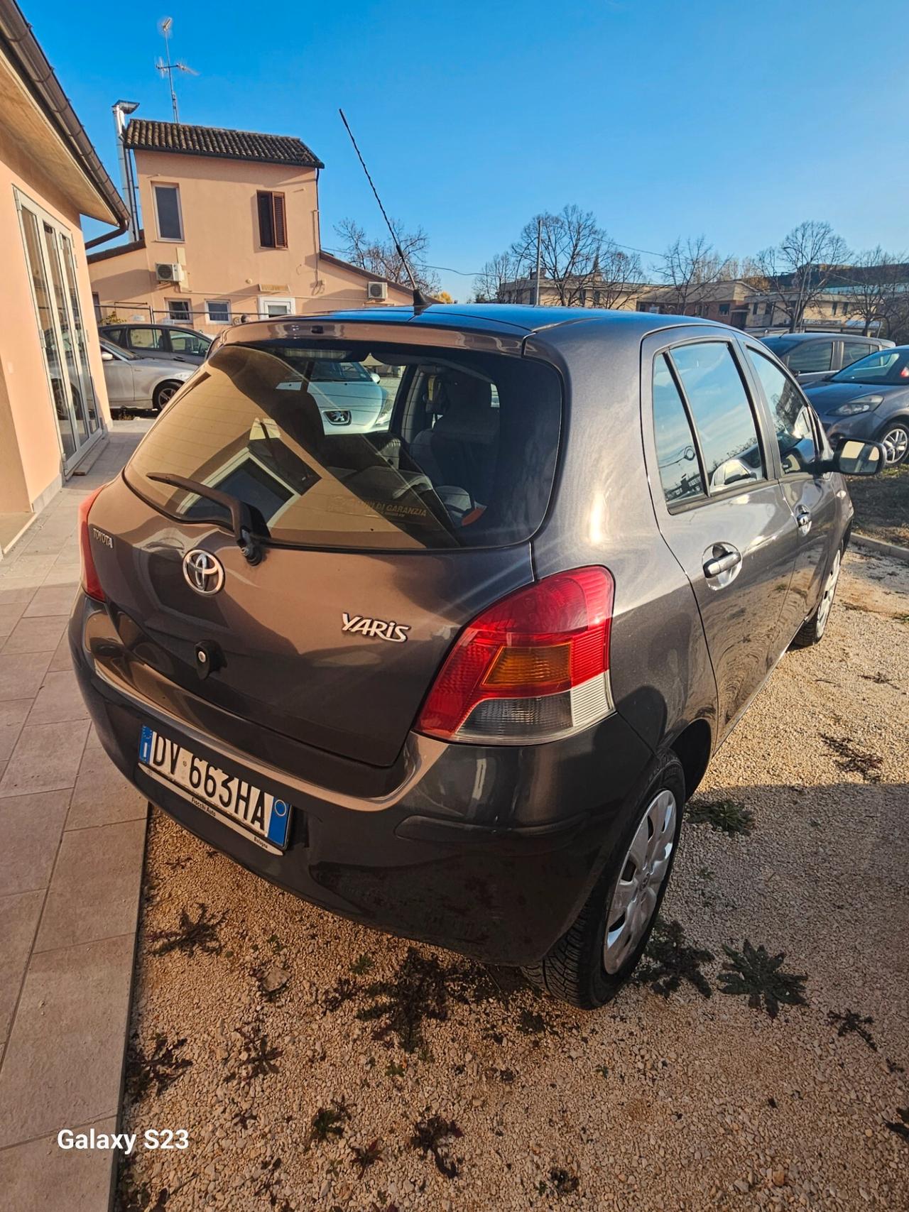 Toyota Yaris 1.3 5 porte Sol