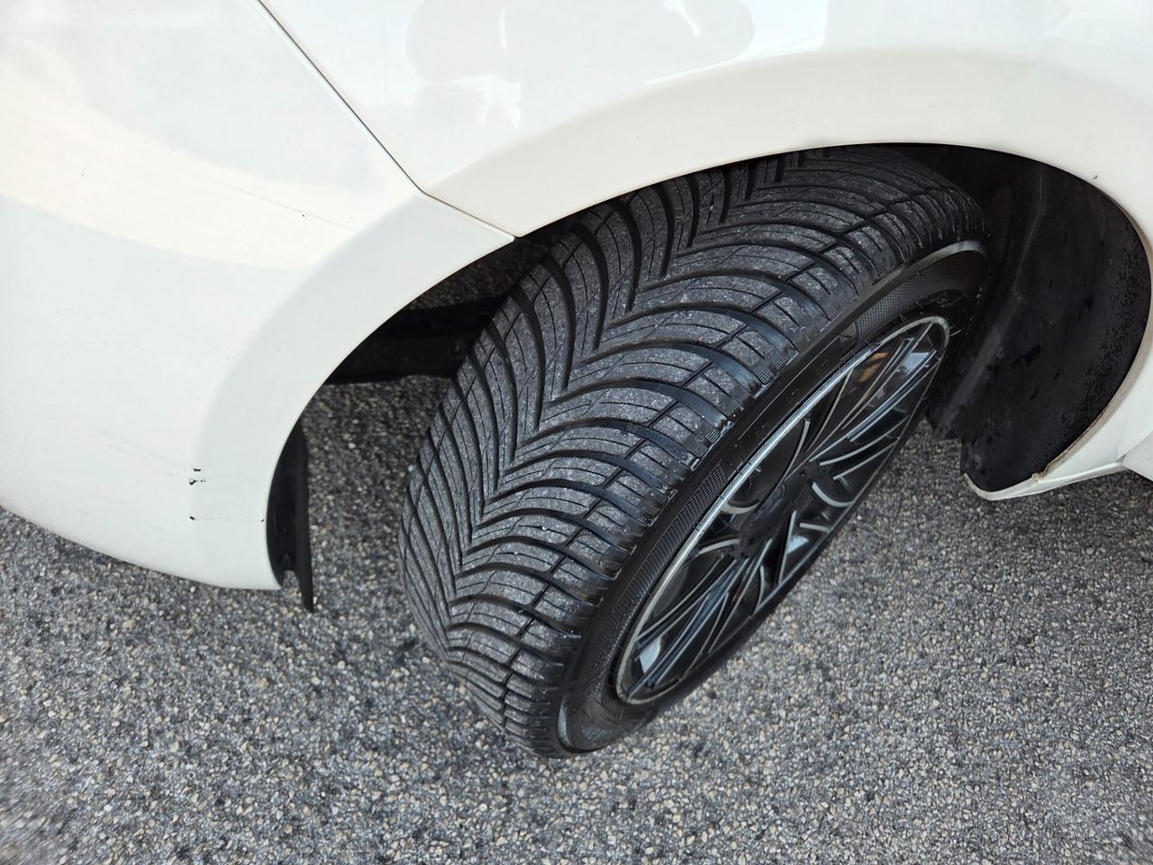 Lancia Ypsilon 1.2 69 CV 5 porte S&S Gold