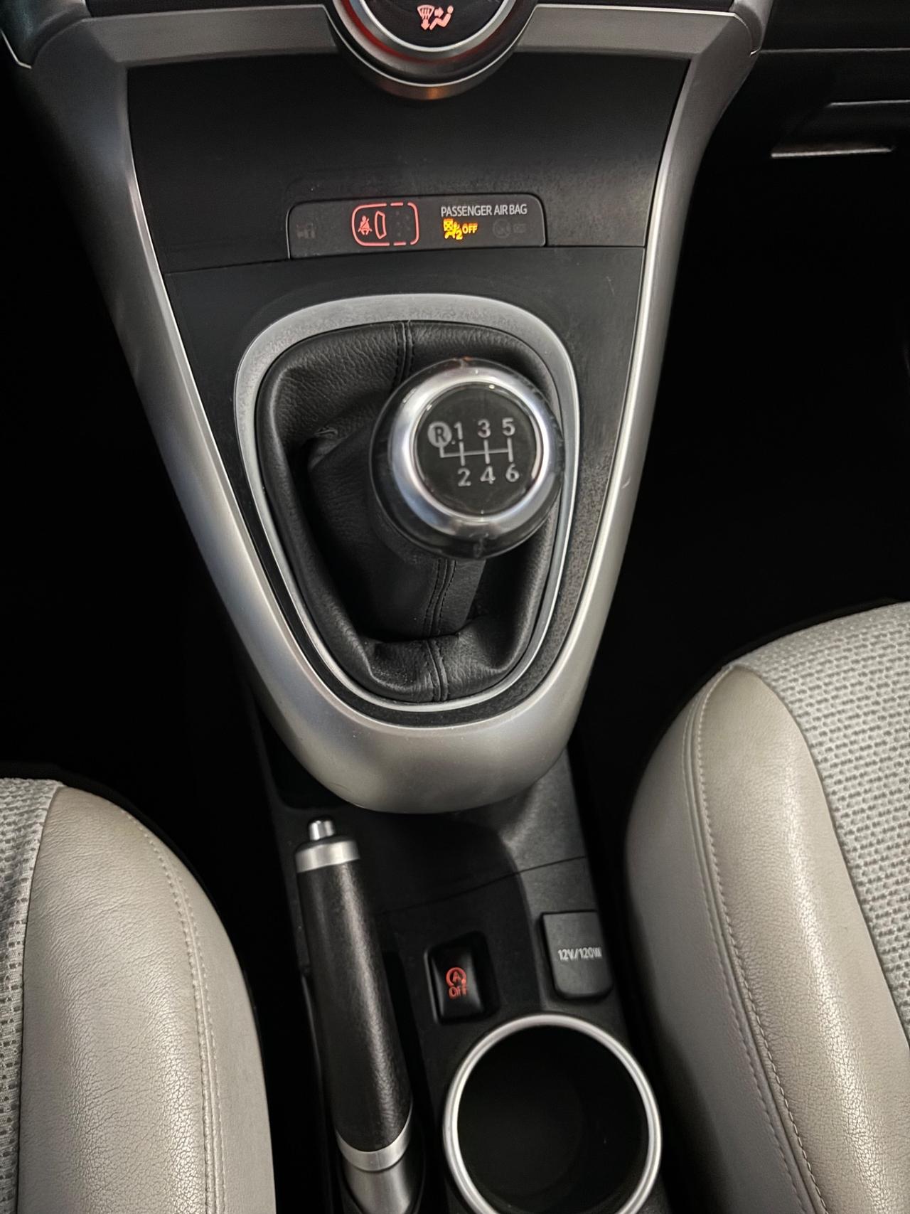 Toyota Verso 1.6 D-4D | 7 POSTI |