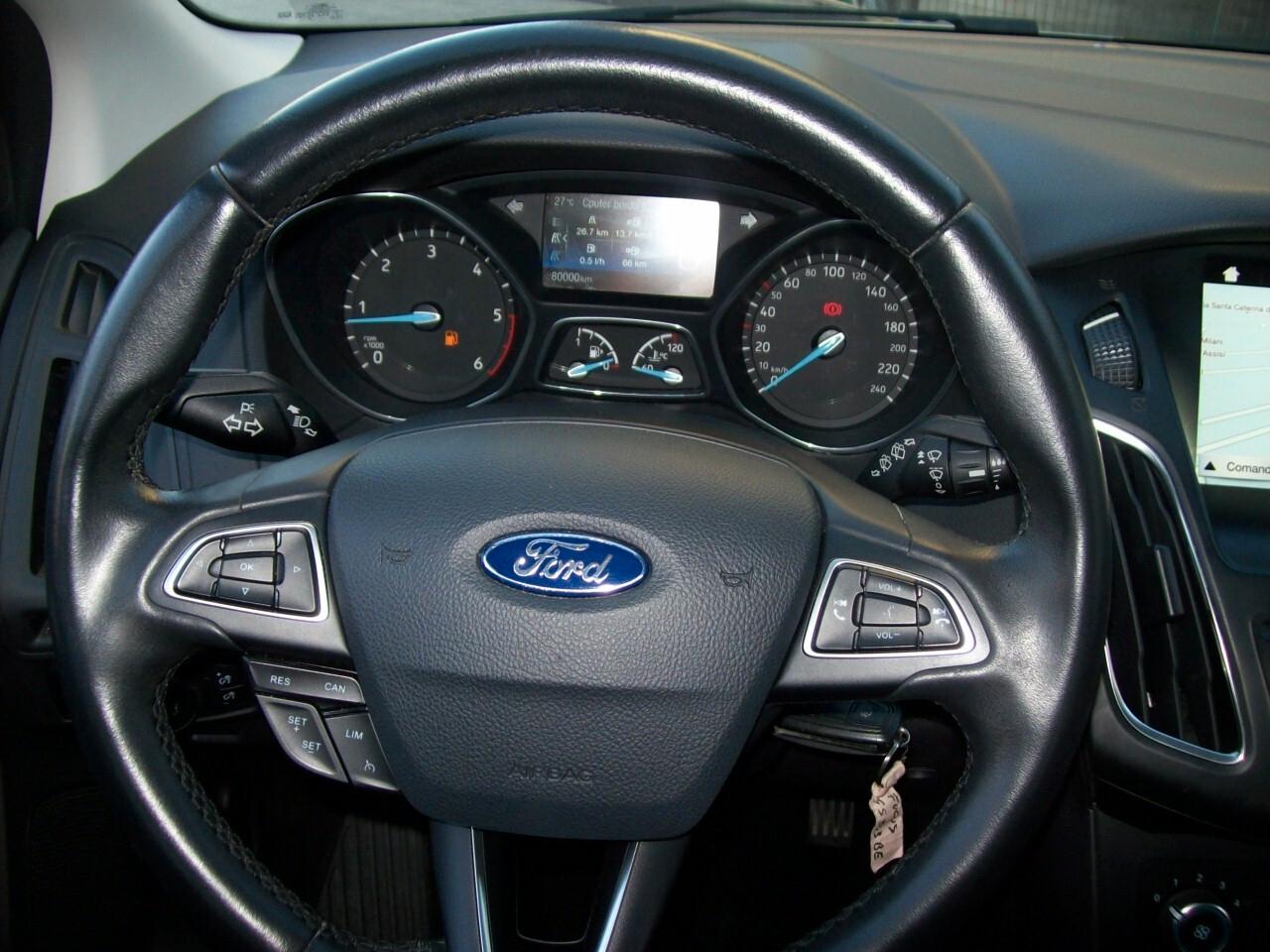 Ford Focus SW 1.5 TDCi 120CV S&S Titanium Navy