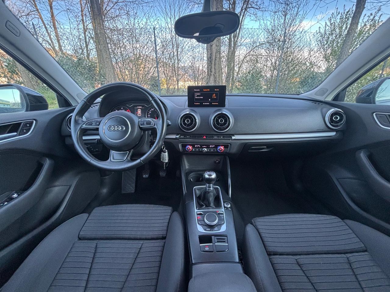 Audi A3 SPB 1.6 TDI clean diesel Ambition 5p