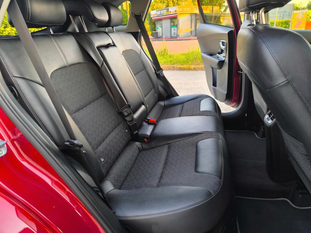 Kia Niro 1.6 GDi DCT HEV Style