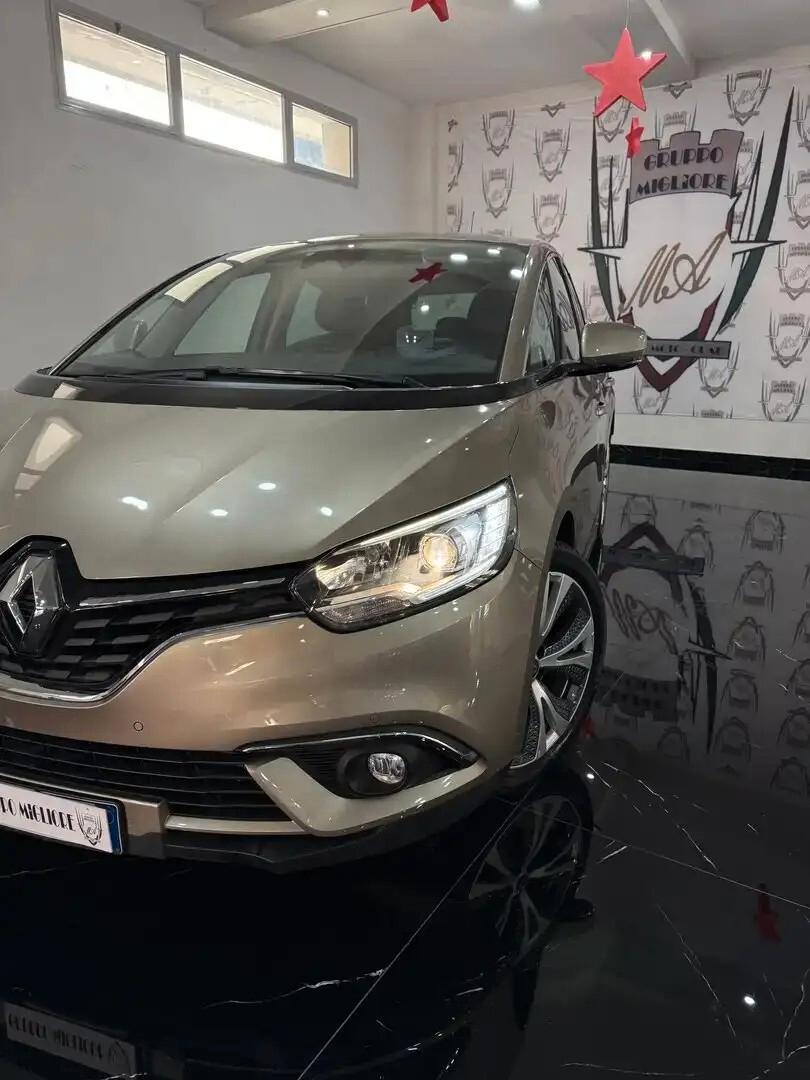 Renault Scénic dCi 8V 110 CV EDC Energy Intens