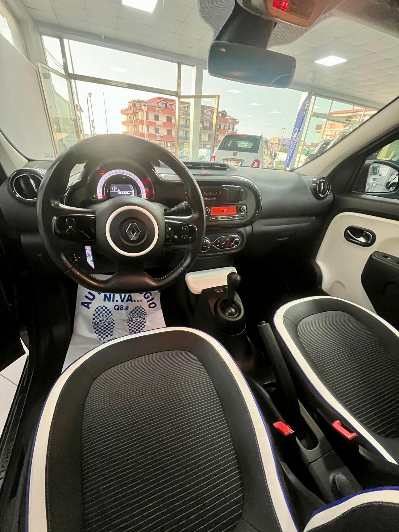 Renault Twingo TCe 90 CV EDC Intens