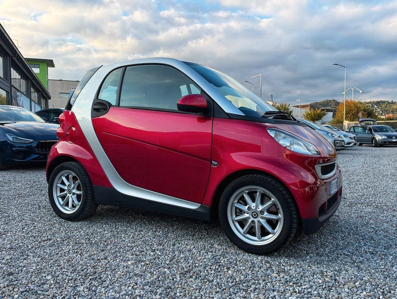 Smart ForTwo 1000 52 kW coupé OK NEOPATENTATI