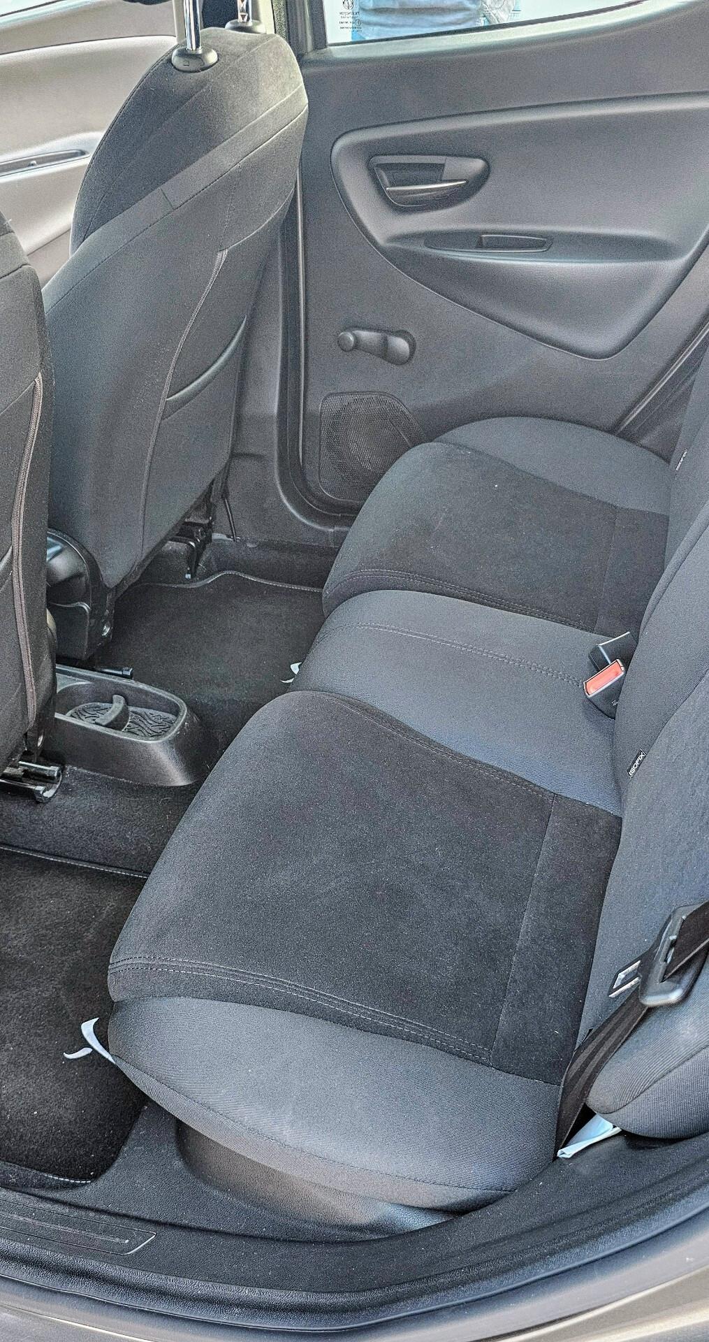 Lancia Ypsilon 1.2 69 CV 5 porte Gold