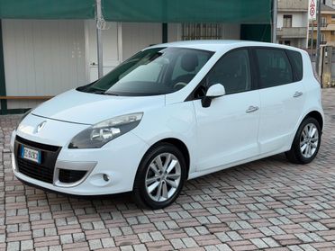 Scénic 2.0 dCi 150CV Proactive Luxe (automatica)