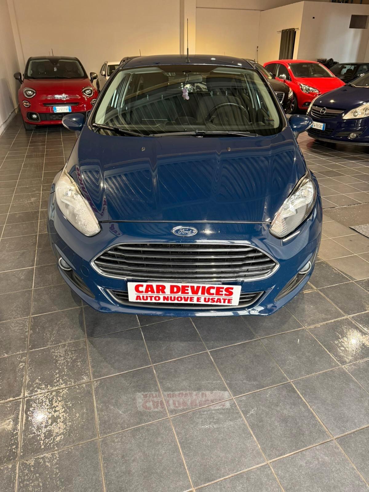 Ford Fiesta 1.5 TDCi 75CV - GARANZIA - NEOPATENTATI