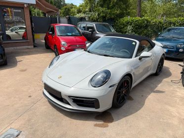 Porsche 911 Carrera 4 GTS Cabriolet