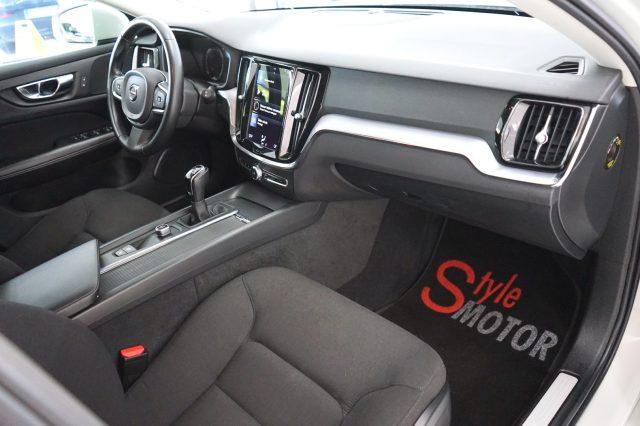 VOLVO V60 D3 Momentum Business Uniprop. Ufficiale Italia