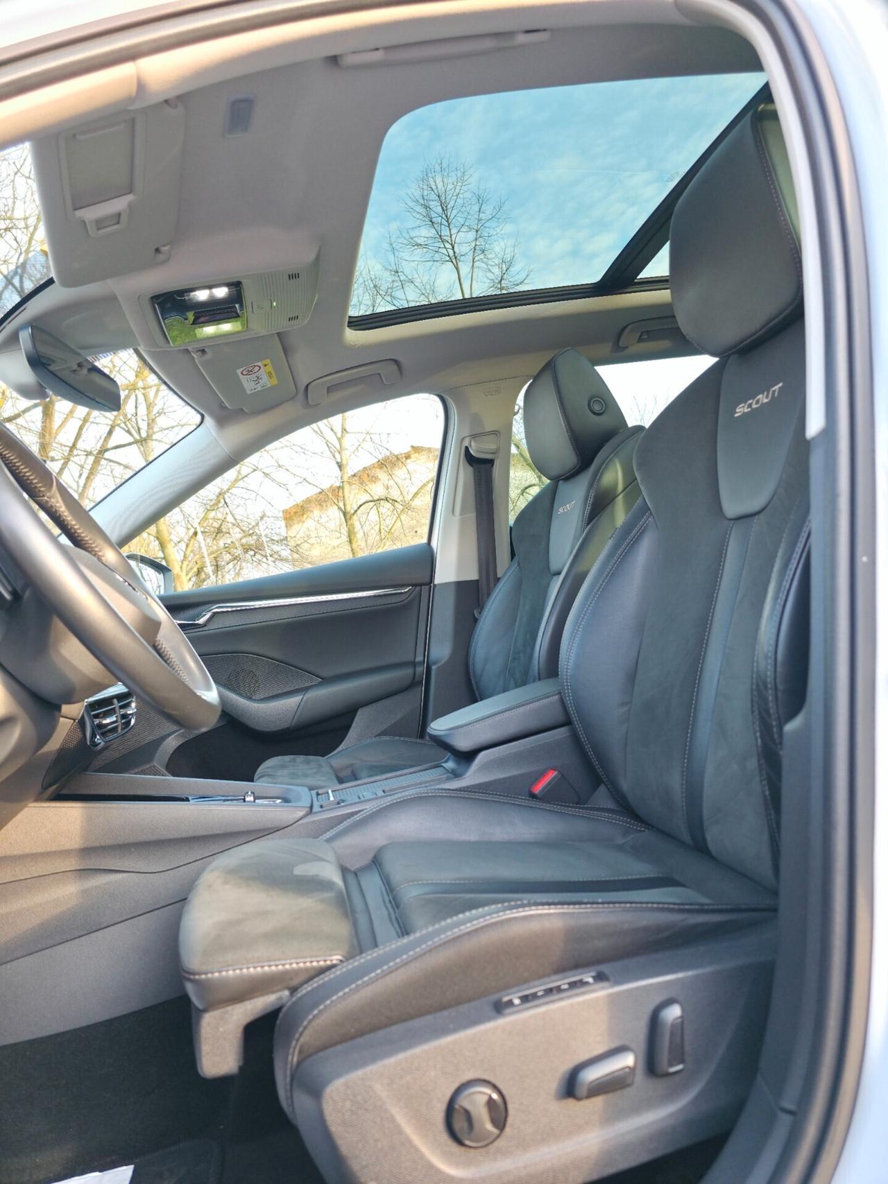 Skoda Octavia 2.0 TDI EVO SCR 200 CV DSG 4x4 Wagon Scout