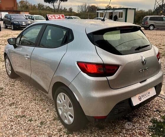 Renault Clio 1.2 75CV GPL 5 porte Costume National
