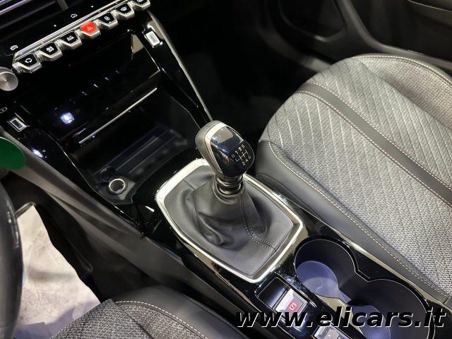 PEUGEOT 2008 Puretech S&S Allure
