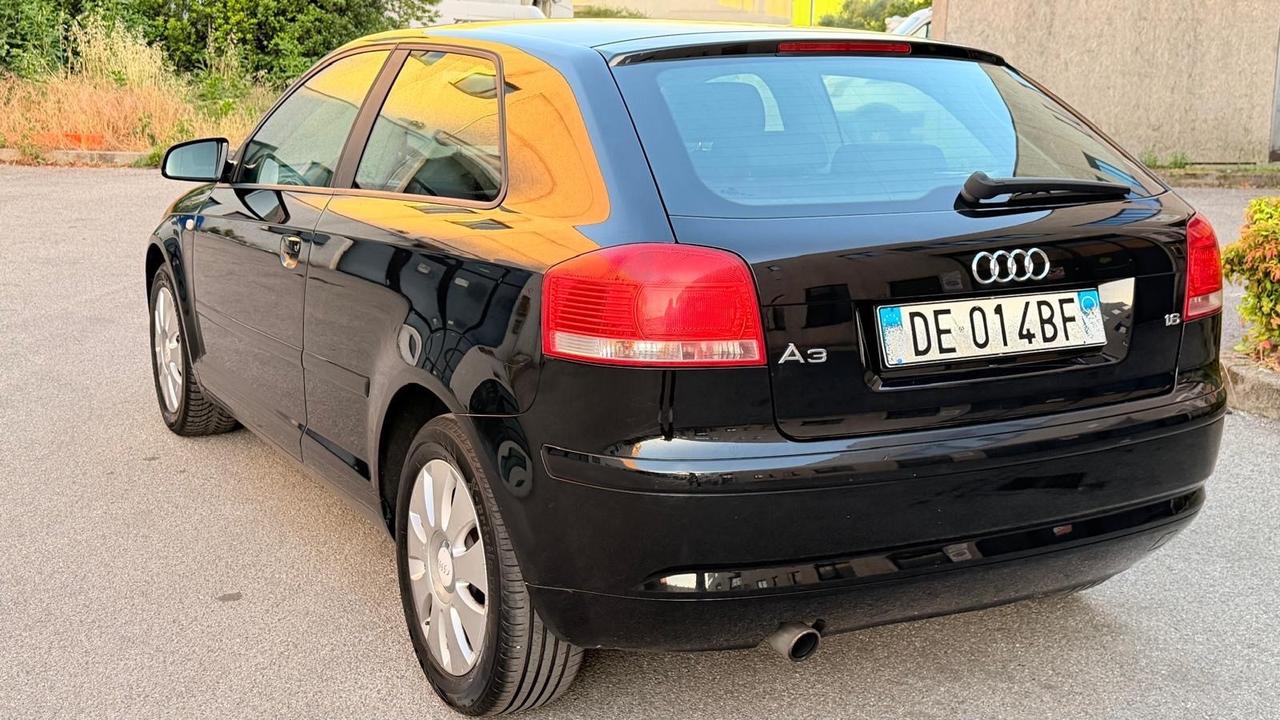 Audi A3 1.6 16V FSI Ambition