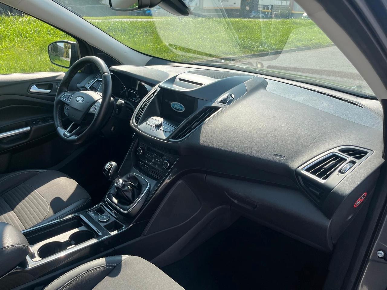 Ford Kuga 2.0 TDCI 150 CV S&S 4WD Titanium