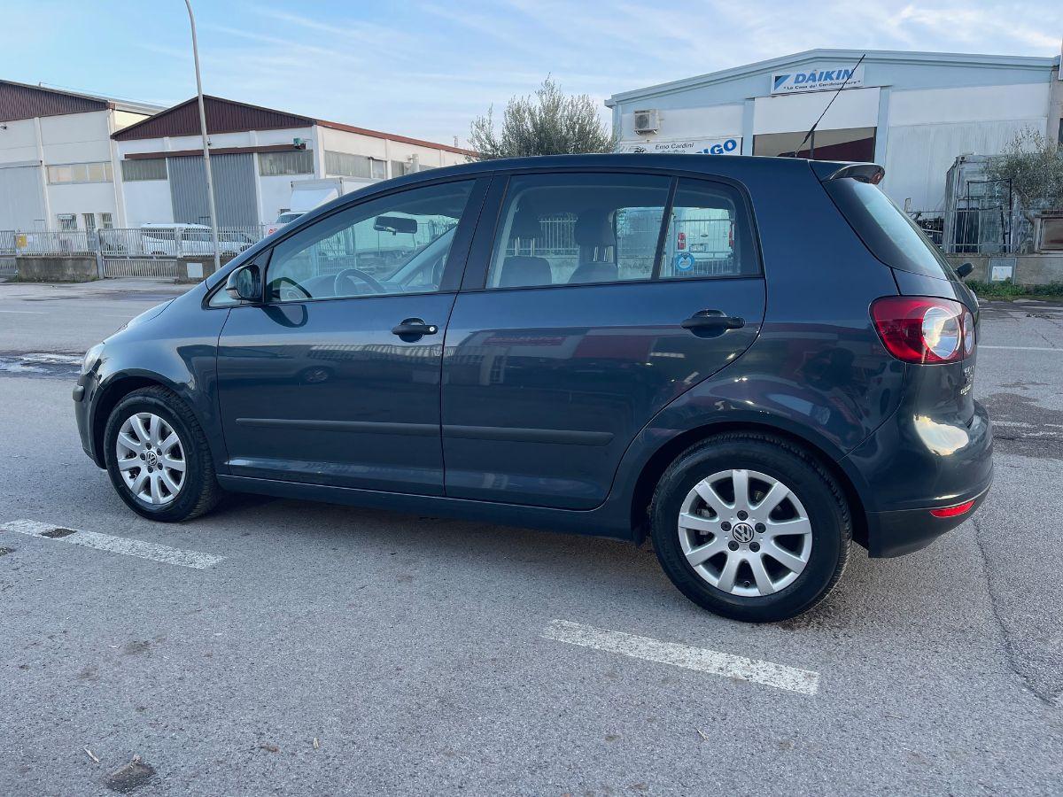 VOLKSWAGEN - Golf Plus - 1.6 Comfortline