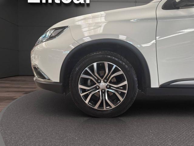 MITSUBISHI Lancer Instyle