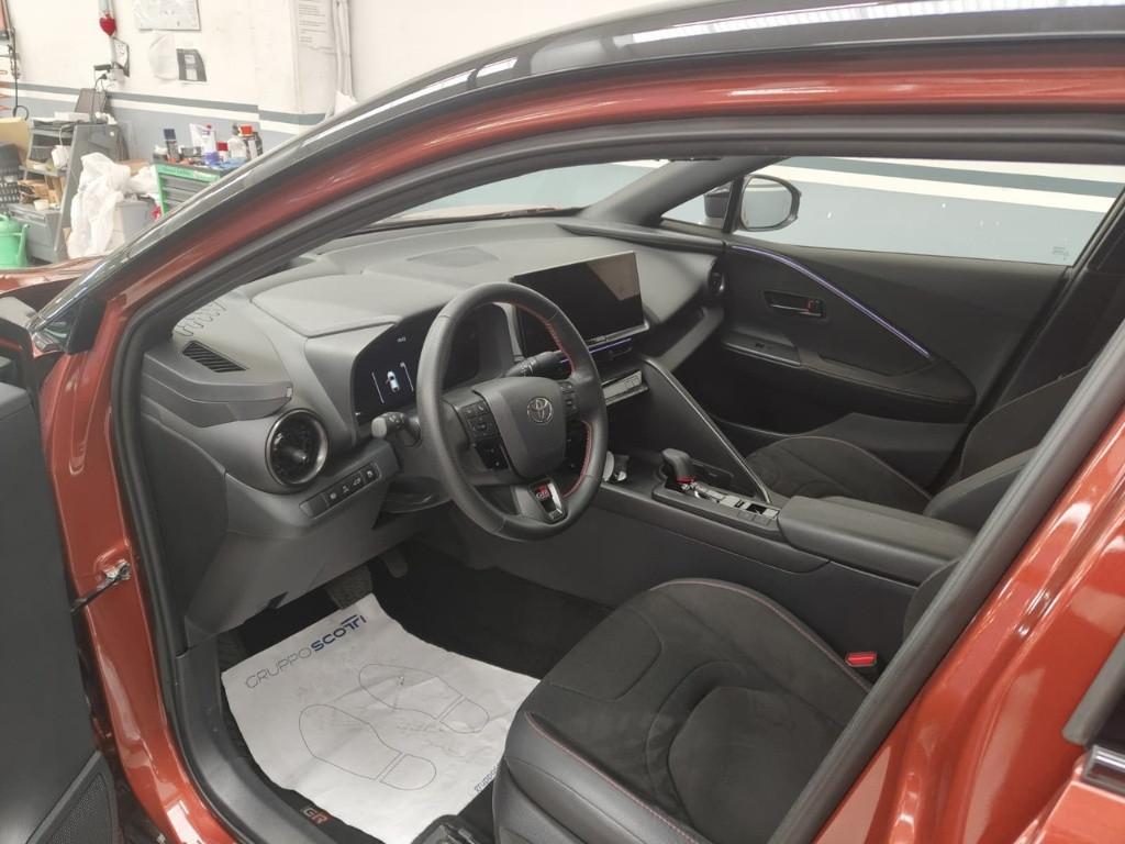TOYOTA C-HR 2.0 PHEV FWD GR SPORT
