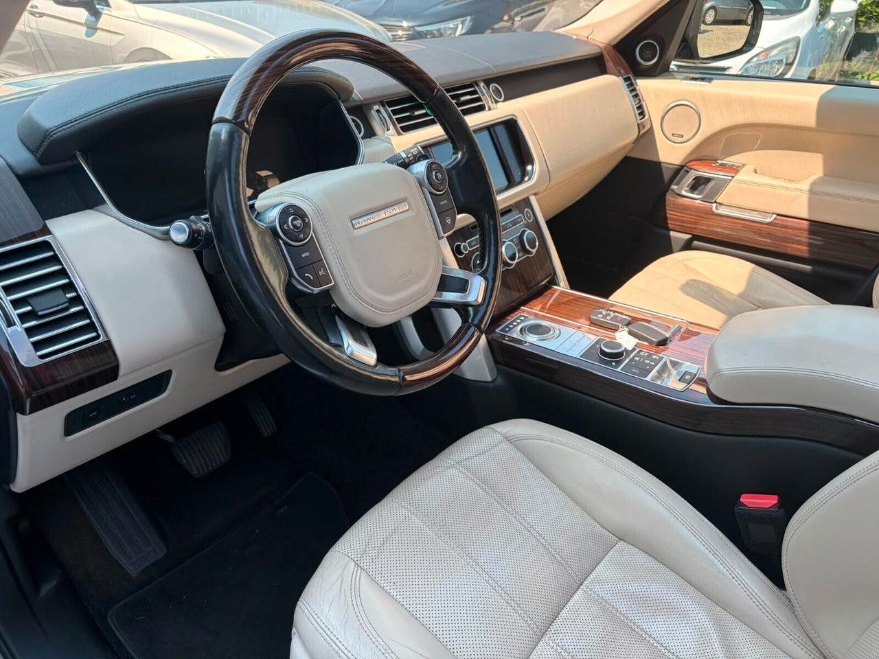 Land Rover Range 3.0 TDV6 Autobiography