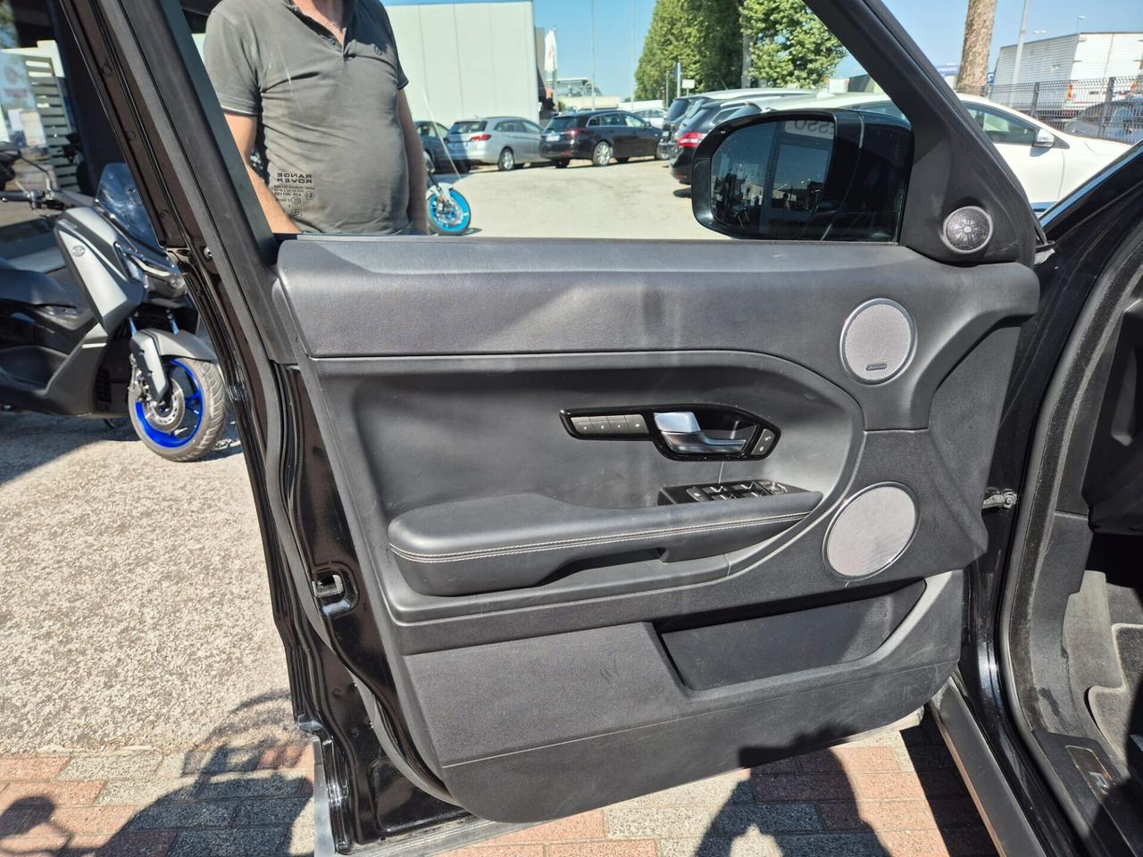 RR Evoque 2.2 Sd4 Prestige E5B--4x4 Autom.!!!