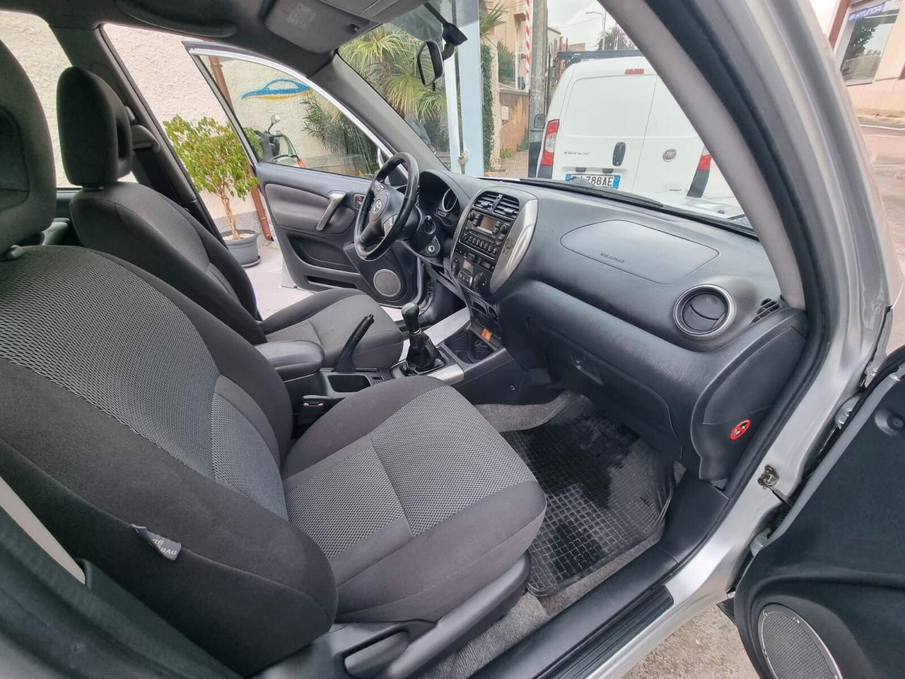 Toyota RAV 4 RAV4 2.0 Tdi D-4D cat 5 porte