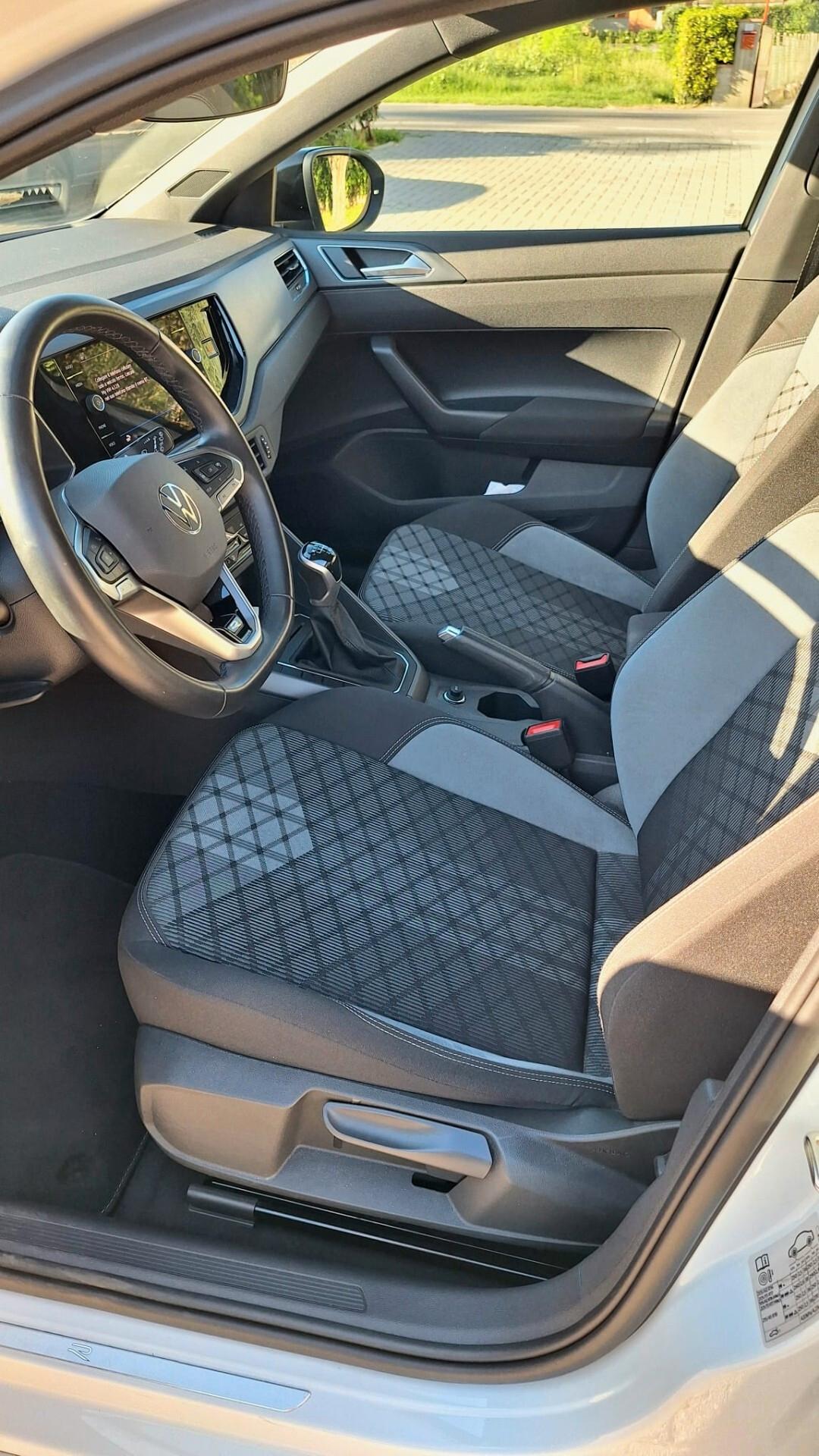 Volkswagen Taigo 1.0 TSI 110 CV - PARI AL NUOVO