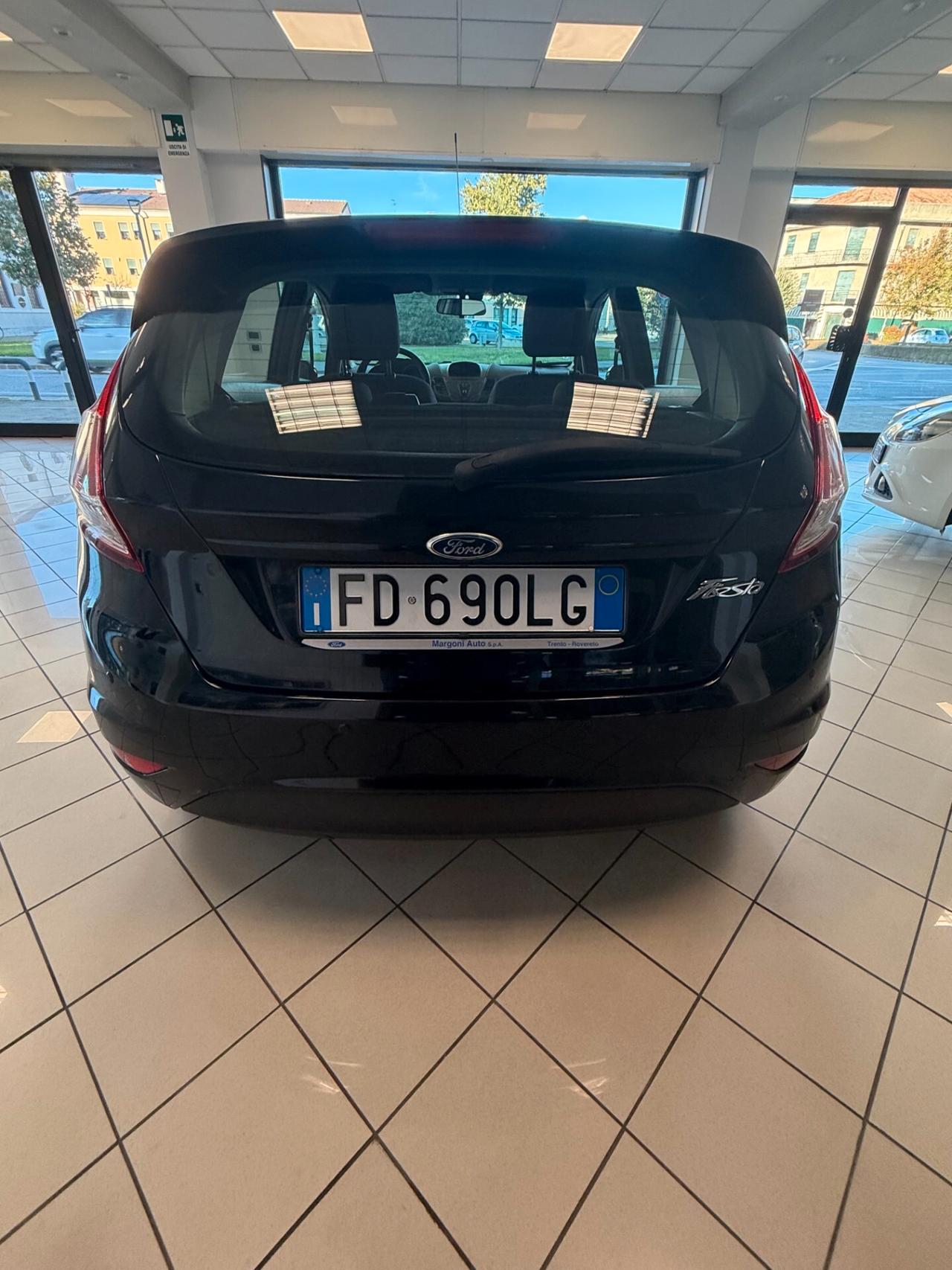 Ford Fiesta 1.5 TDCi 75CV 5 porte Black & White Edition