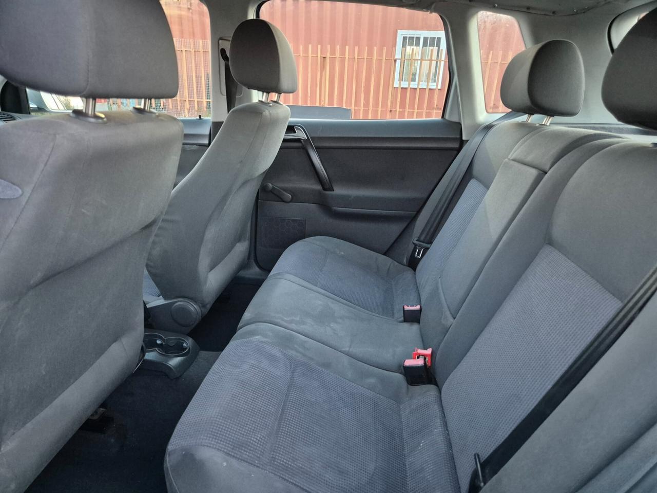 Volkswagen Polo 1.4 16V 5p. Trendline