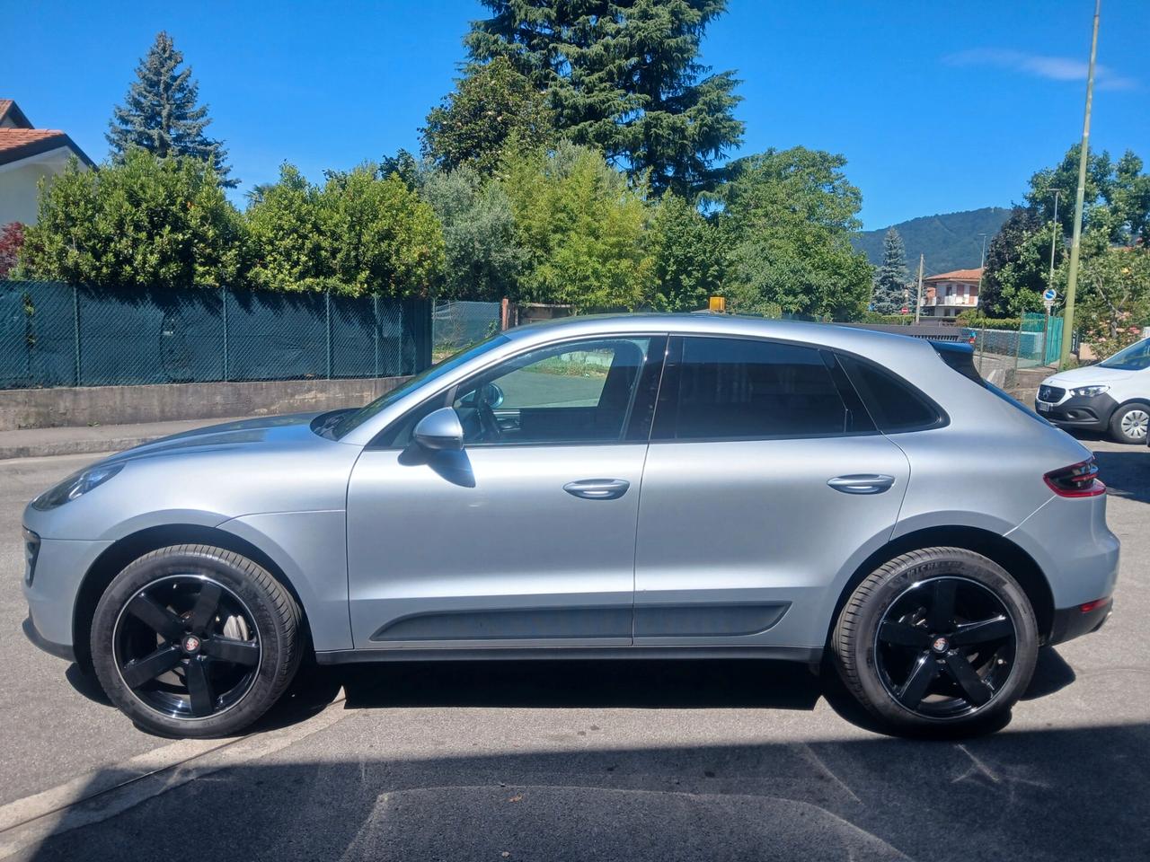 PORSCHE Macan 2.0 Sport design 2016