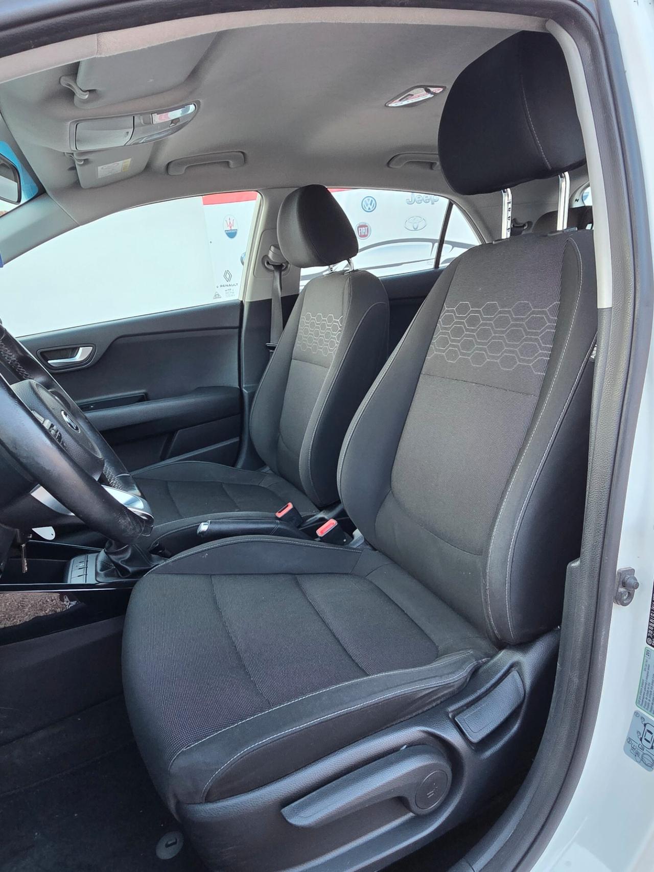 Kia Rio 1.4 CRDi 5p. Cool Collection