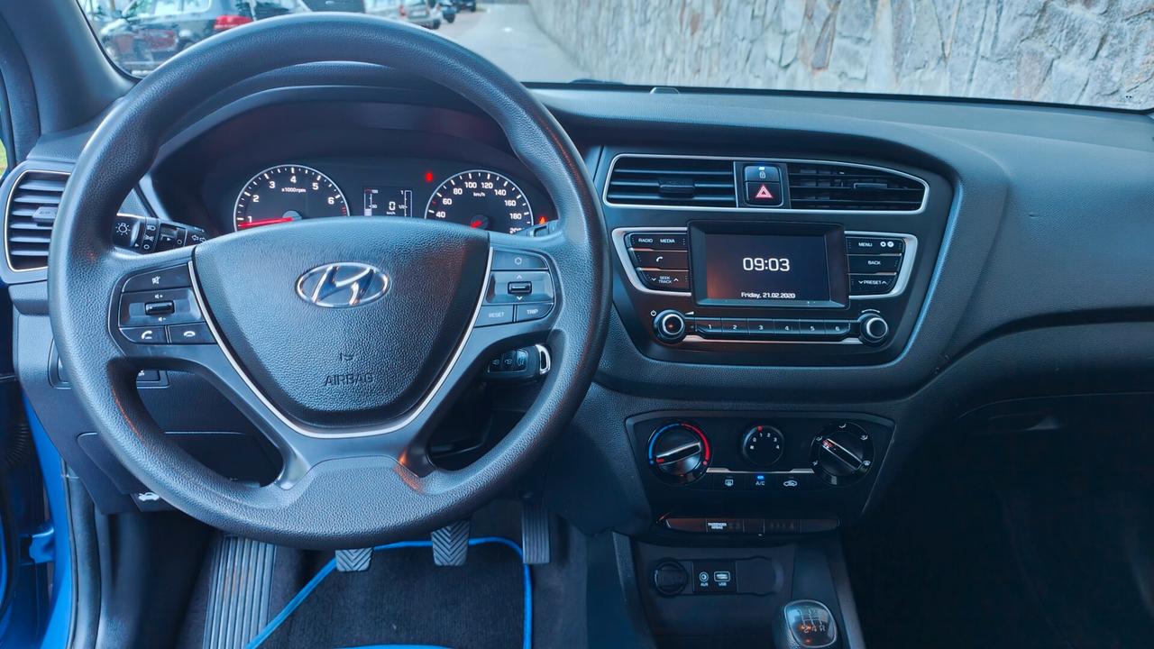 Hyundai i20 1.2 5 porte - neopatentati