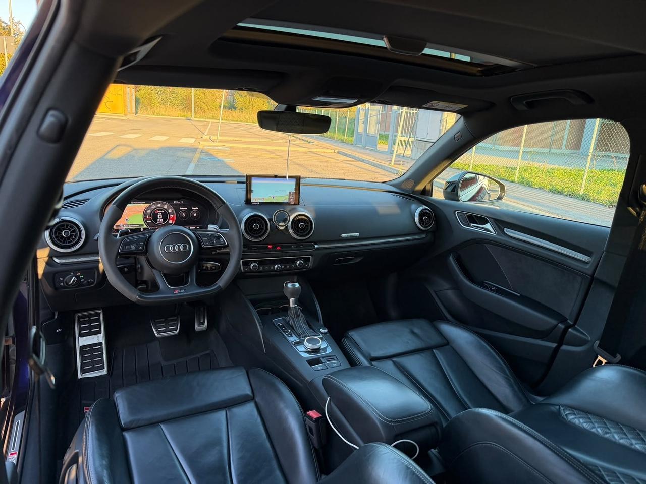 Audi A3 RS 3 Sedan
