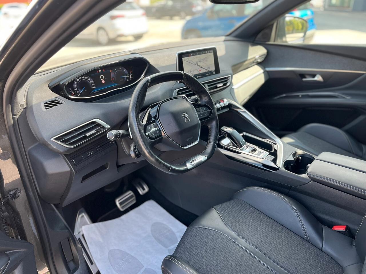 Peugeot 3008 BlueHDi 130 S&S EAT8 GT Line