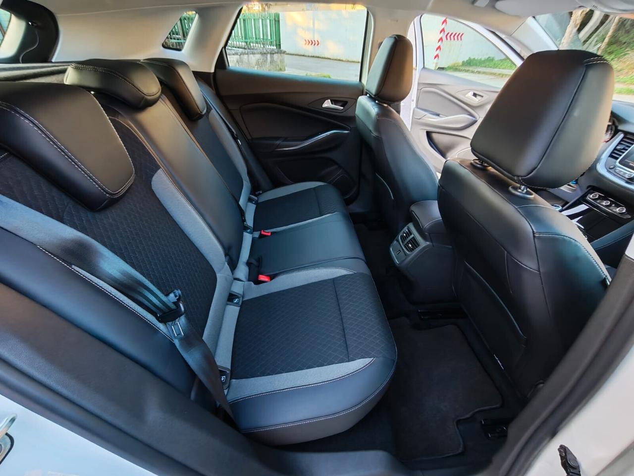 Opel Grandland X 1.5 diesel Ecotec Start&Stop Business