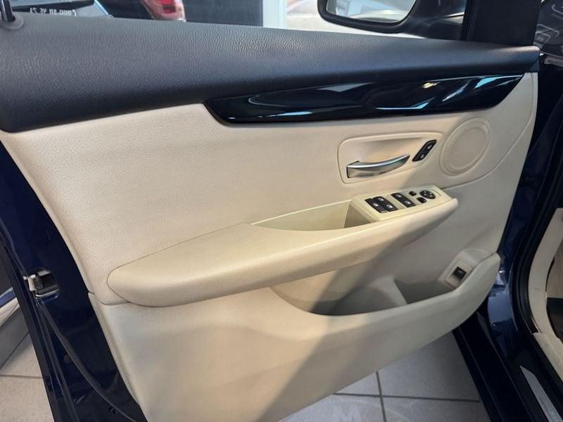BMW Serie 2 Active Tourer 216d Active Tourer Advantage