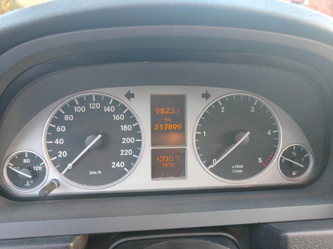 Mercedes-benz B 200 CDI Executive automatica