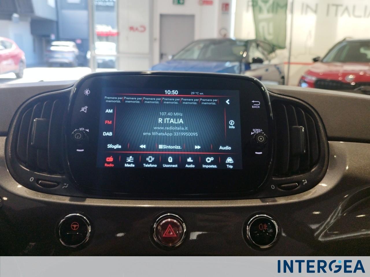 FIAT 500C 1.0 hybrid Dolcevita 70cv