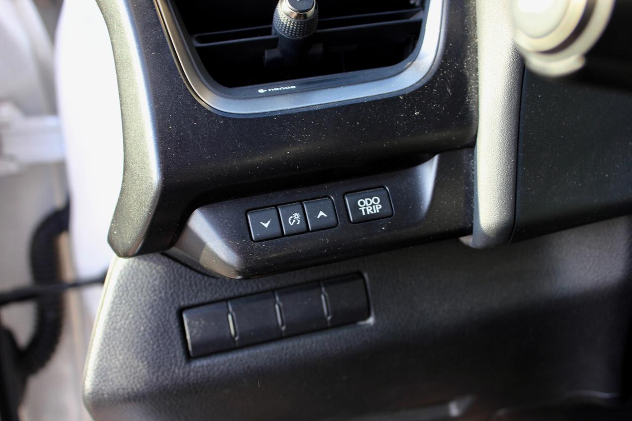 Lexus UX 250 H FULL HYBRID BUSINESS NAVY RETROCAMERA