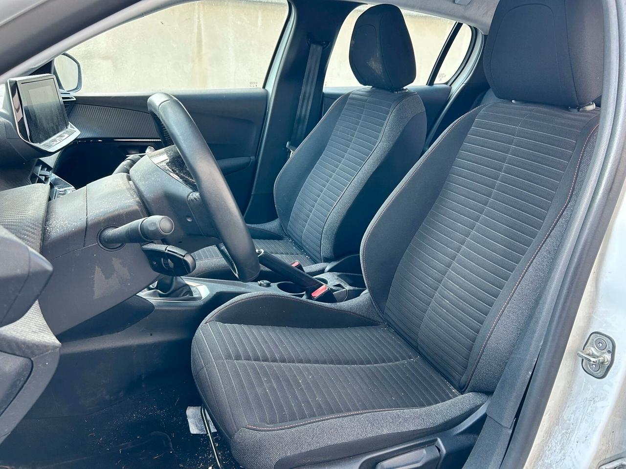 Peugeot 208 1.5 HDi 100CV - 2023 Incidentata