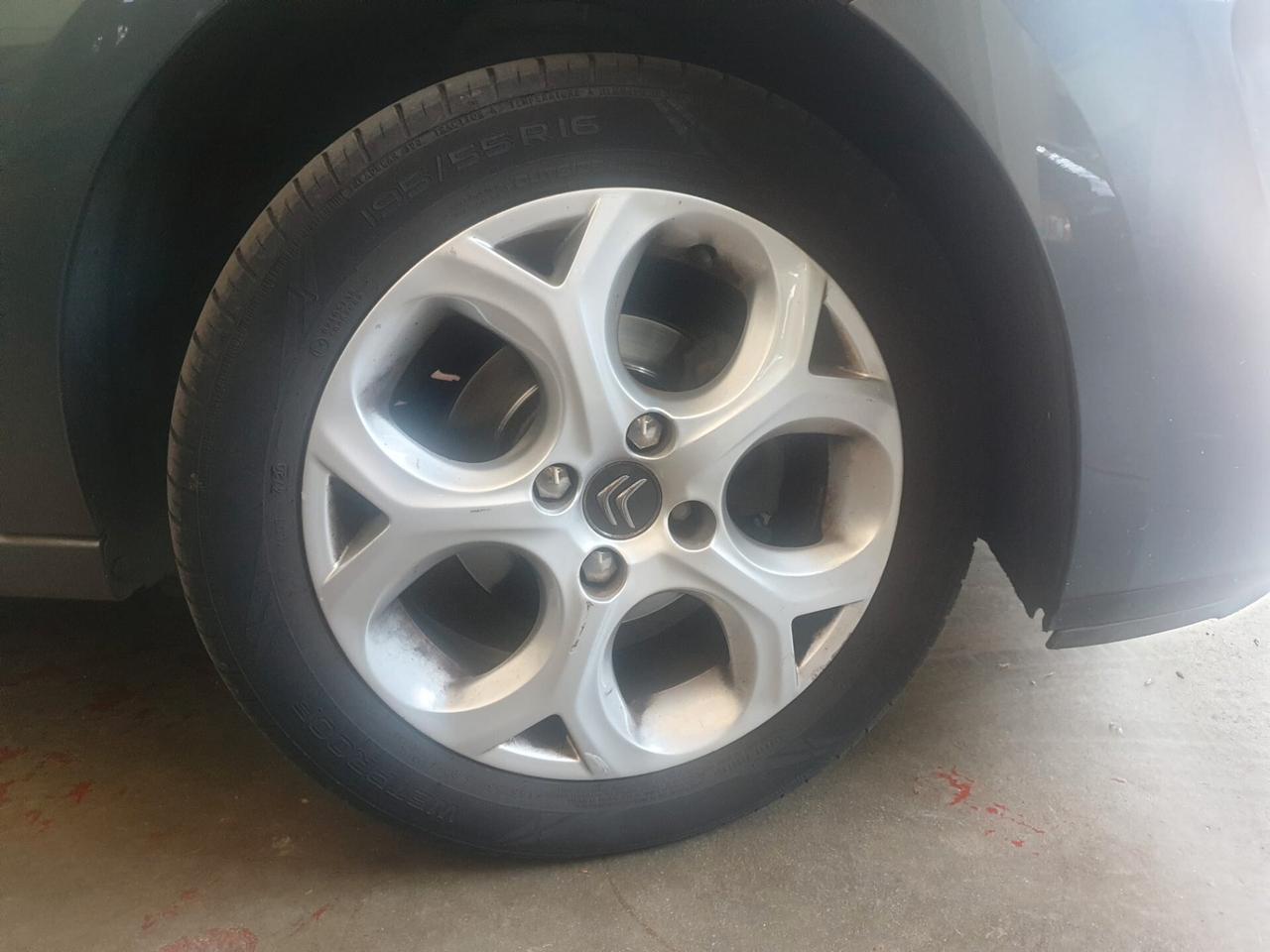 Citroen C3 1.4 Exclusive pochi chilometri! uni pro!
