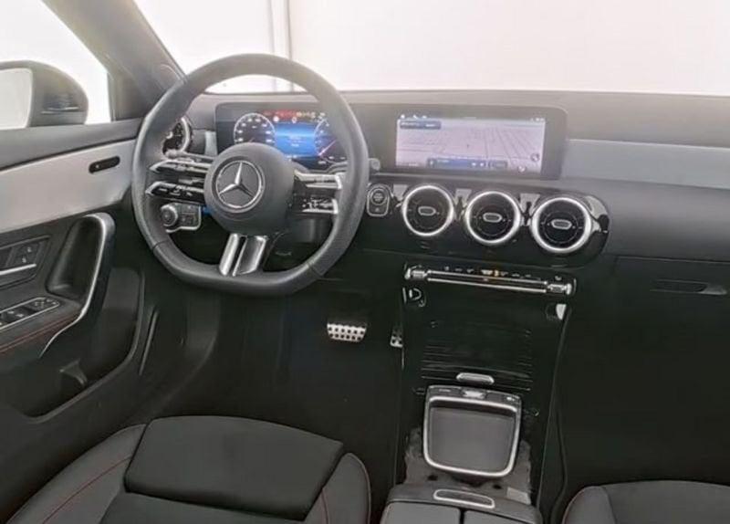 Mercedes-Benz Classe A A 180 Premium AMG LED NAVI