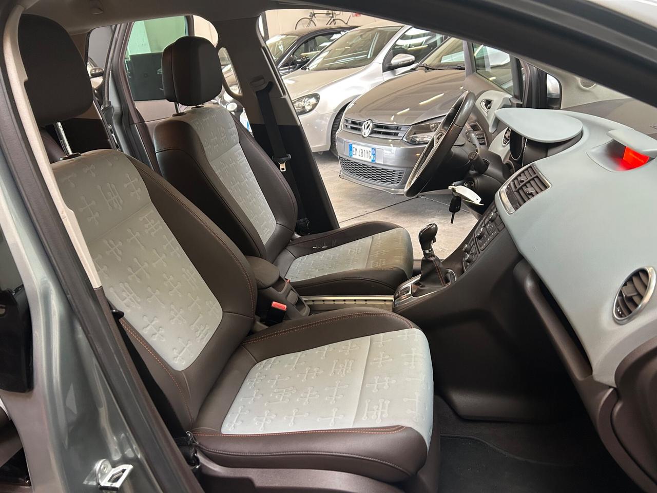 Opel Meriva 1.7 CDTI 110CV b-color Elective