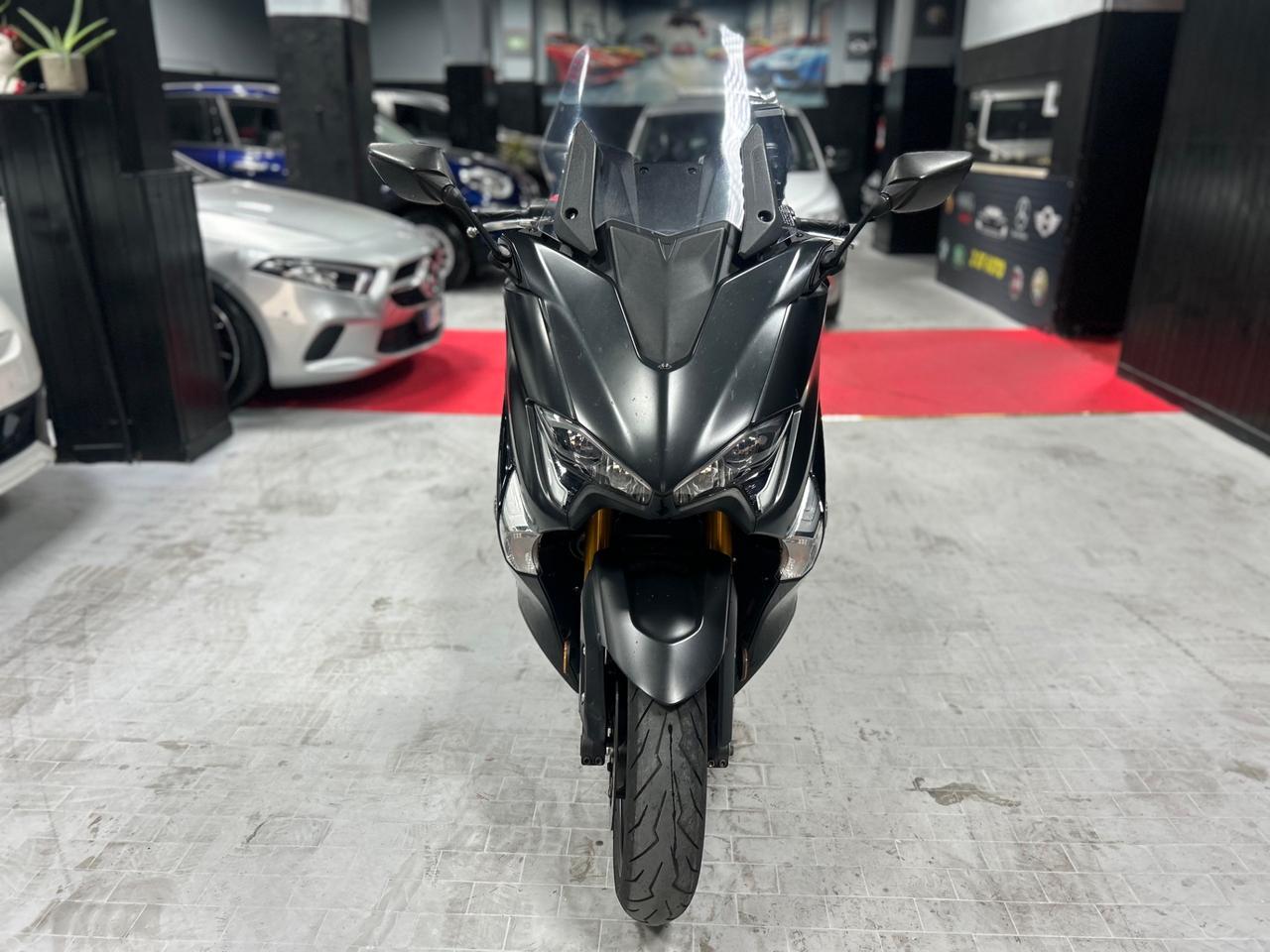 Yamaha T Max 530 SX
