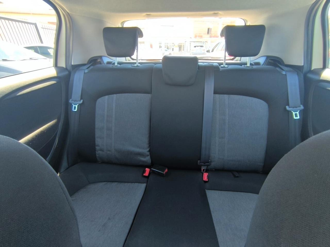 Fiat Punto 1.3 MJT 75 CV Street 2014