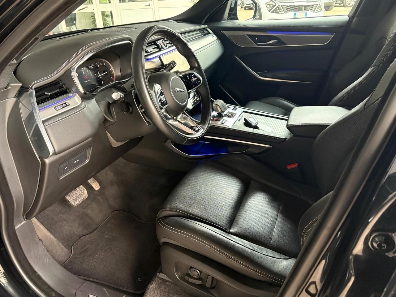 Jaguar F-Pace 2.0 D 204 CV AWD aut. R-Dynamic SE